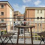 Apartamentos Megaleon